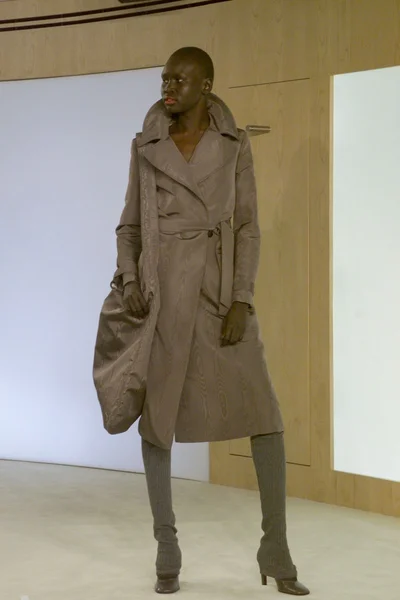 Look 32